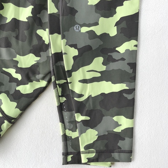 NWT Lululemon Swift Speed High Rise Crop 21” - Picture 8 of 12